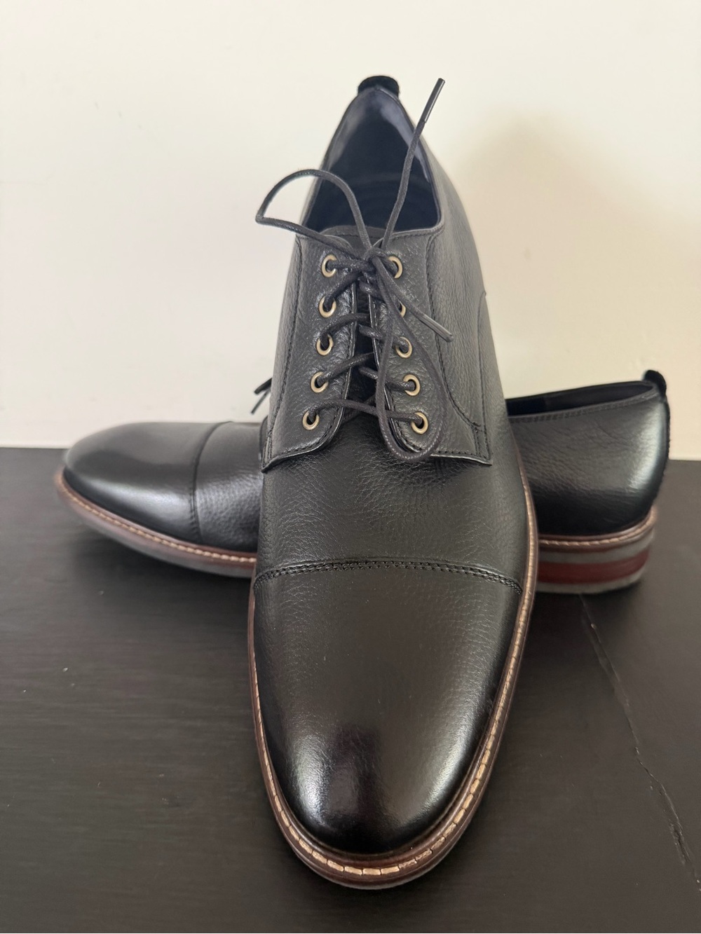 Cole Haan Grand Oxfords. Size 11 1/2 Medium. Black Leather. Near New Condition.